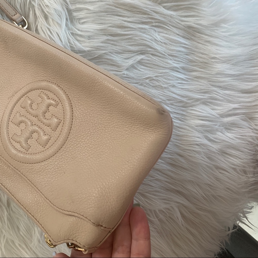 Tory Burch Crossbody - Picture 5 of 9